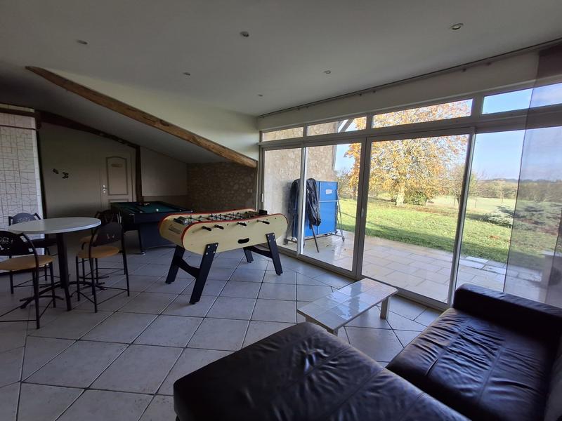 Maison ancienne - 347 m² - 15 pièces