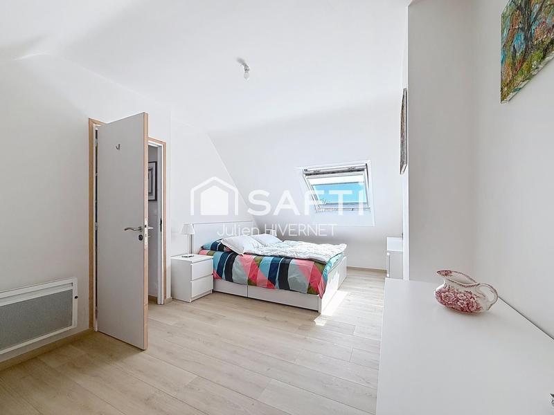 Maison - 98 m² - 5 pièces