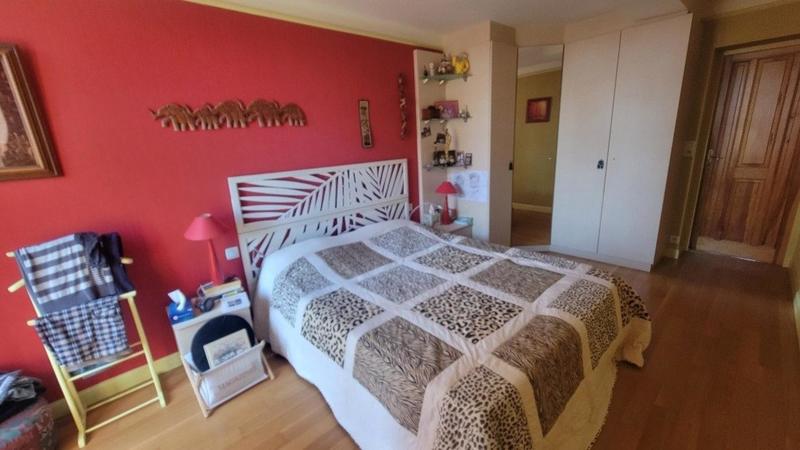 Maison - 195 m² - 9 pièces