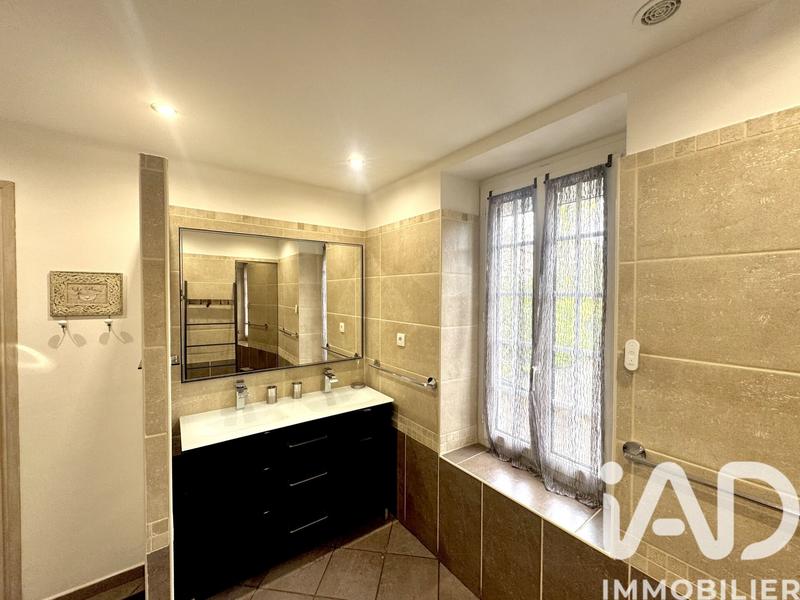 Maison - 162 m² - 6 pièces