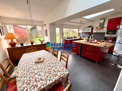 Maison - 138 m² - 5 pièces