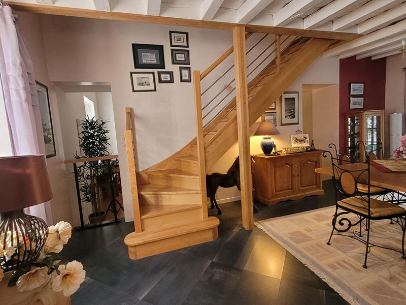 Maison - 237 m² - 10 pièces