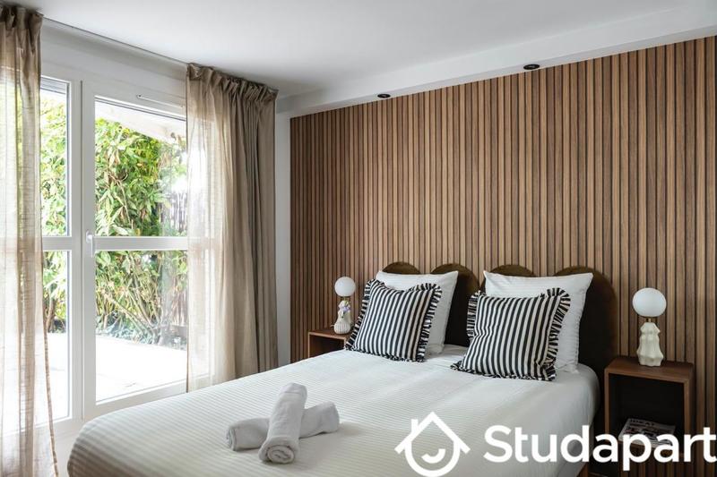 Chambre - 9 m² - 1 pièce