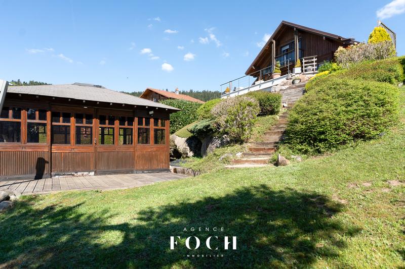 Châlet - 205 m² - 8 pièces