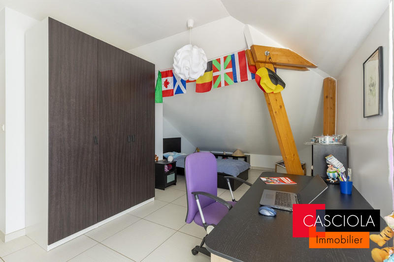 Maison - 191 m² - 6 pièces