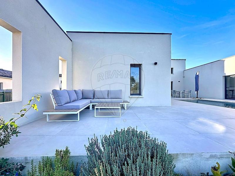 Villa - 181 m² - 7 pièces