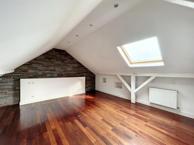 Appartement - 92 m² - 3 pièces