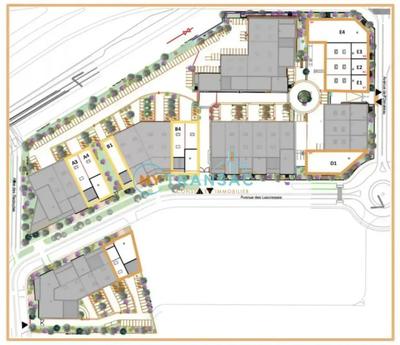 Local d'activité / Entrepôt - 652 m²