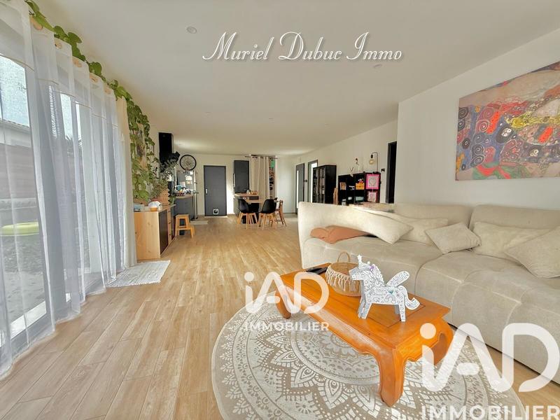 Maison - 92 m² - 4 pièces