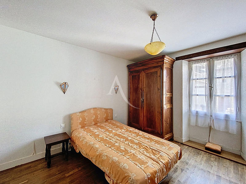 Maison - 197 m² - 6 pièces