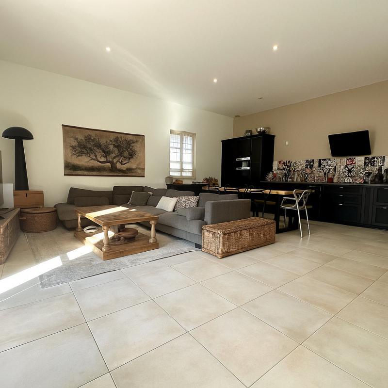 Maison - 96 m² - 3 pièces