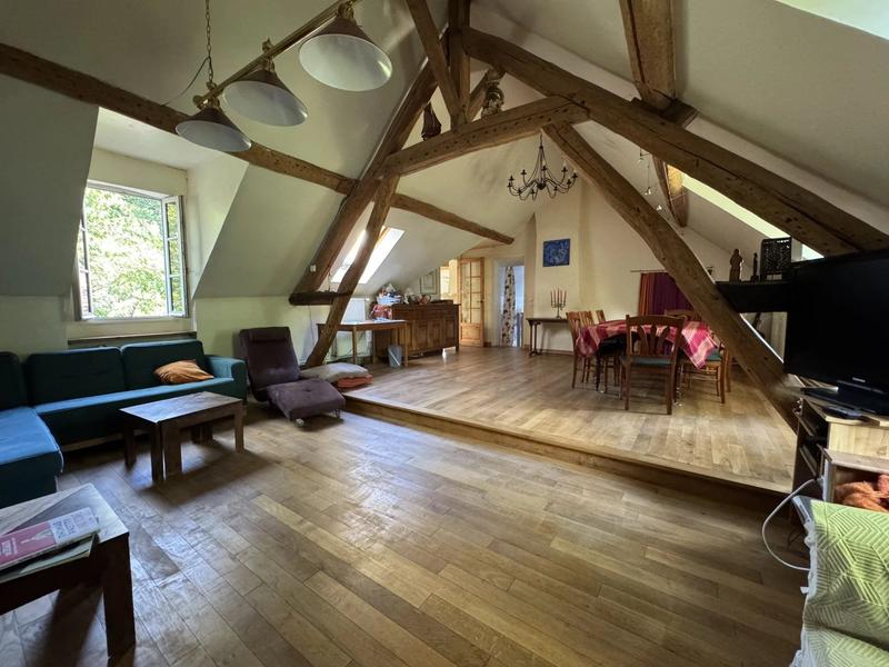 Maison - 168 m² - 6 pièces