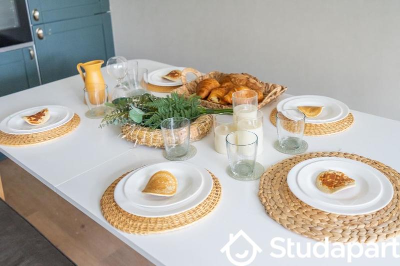 Chambre - 9 m² - 1 pièce