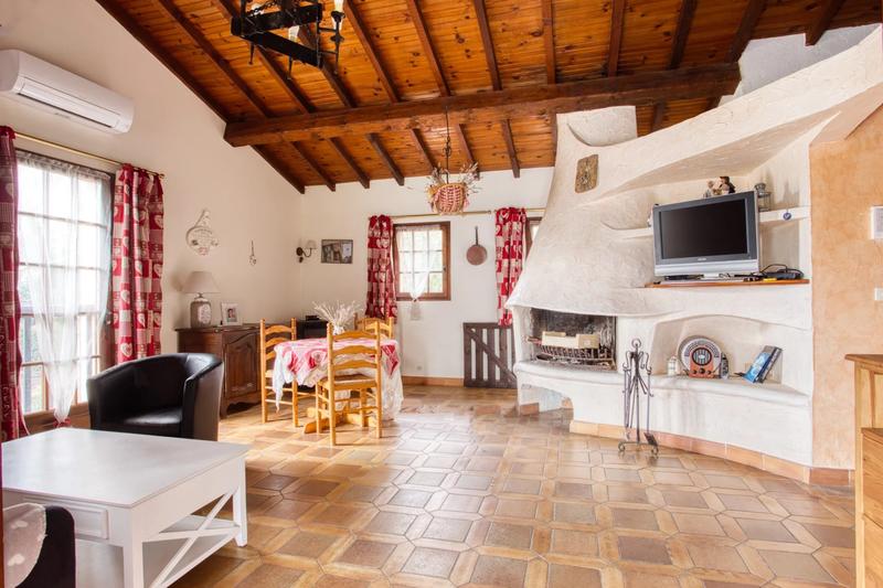 Maison - 98 m² - 5 pièces