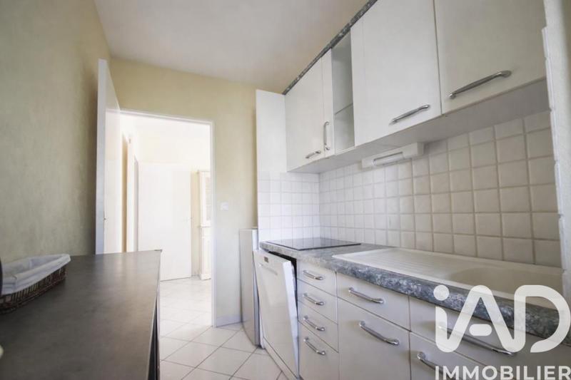 Appartement - 85 m² - 3 pièces