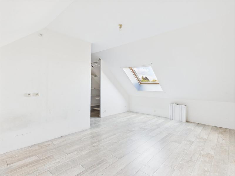 Maison - 186 m² - 6 pièces