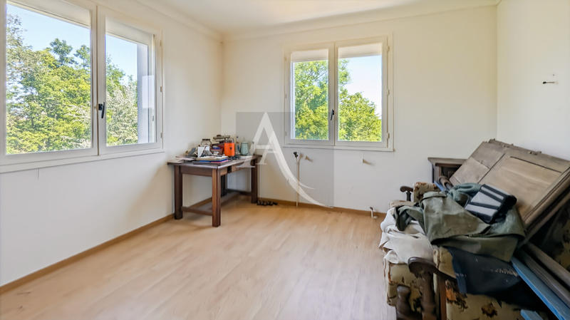 Maison - 101 m² - 5 pièces