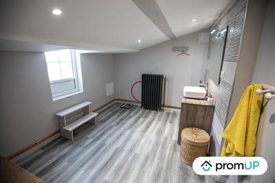 Appartement - 253 m² - 6 pièces