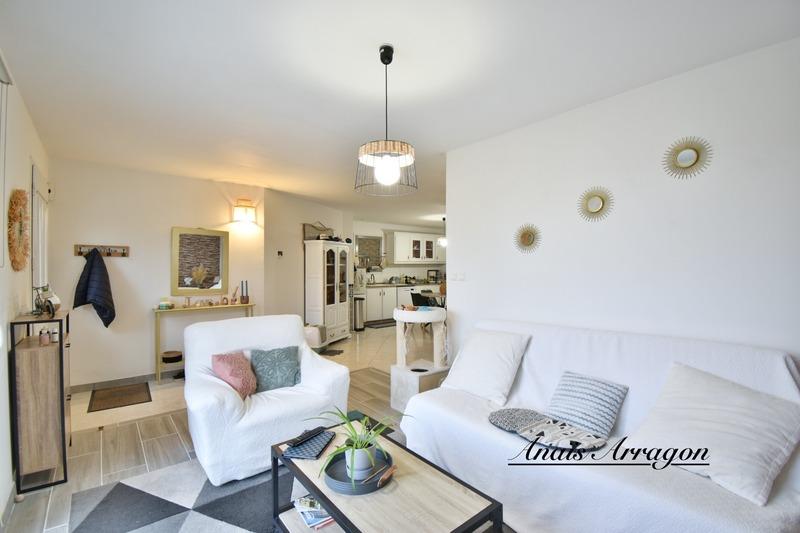 Maison - 232 m² - 8 pièces