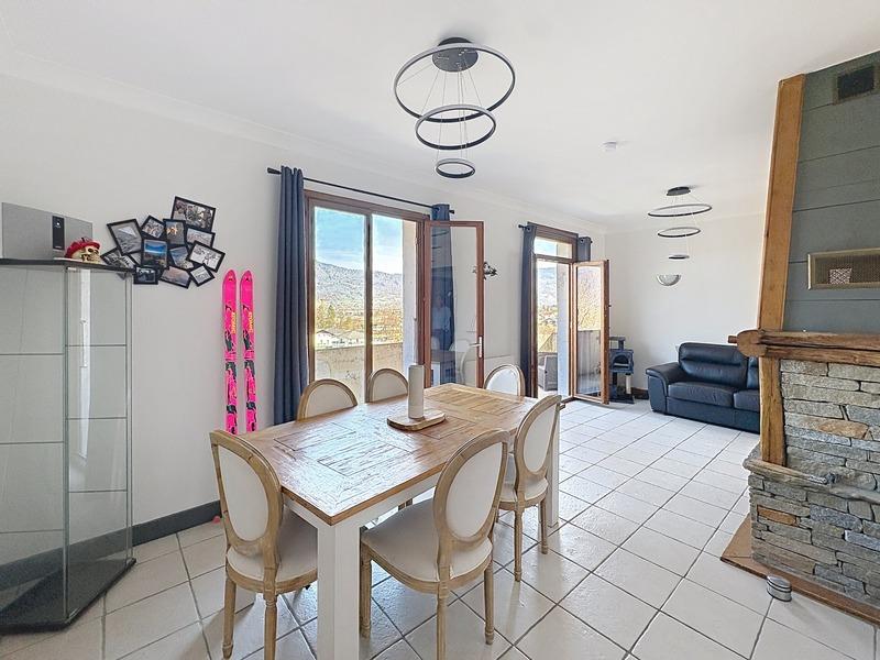 Appartement - 91 m² - 4 pièces