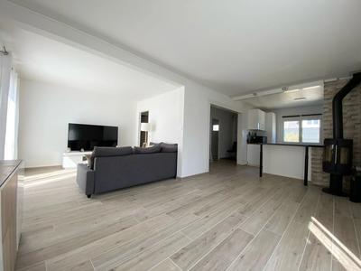 Maison - 84 m² - 4 pièces