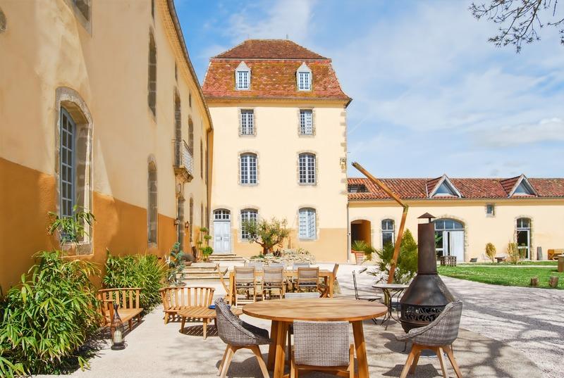 Château - 1 540 m² - 32 pièces