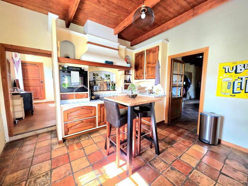 Maison en pierre - 178 m² - 4 pièces