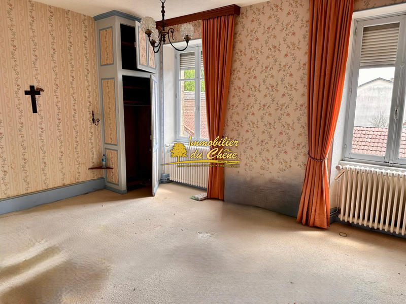 Maison ancienne - 179 m² - 7 pièces