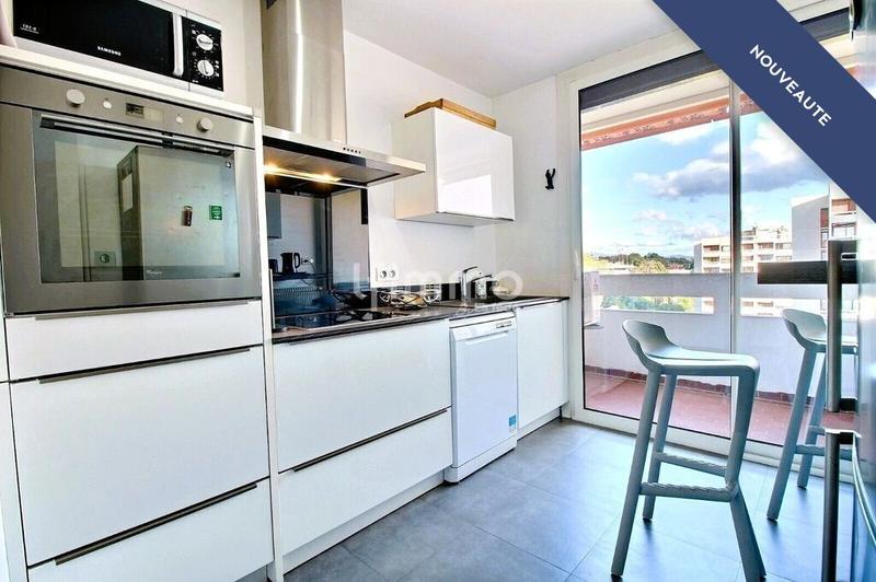 Appartement - 76 m² - 4 pièces
