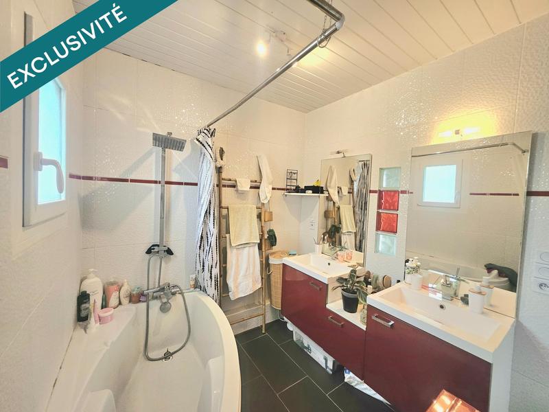 Maison - 110 m² - 6 pièces