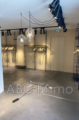 Local commercial - 157 m²