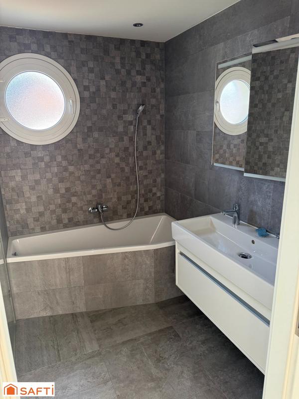 Appartement - 85 m² - 3 pièces