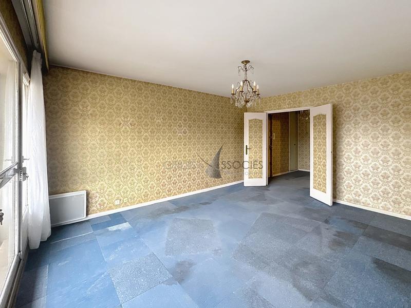 Appartement - 75 m² - 3 pièces