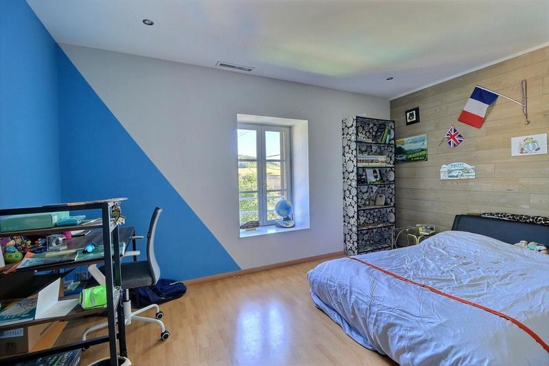 Maison - 192 m² - 7 pièces