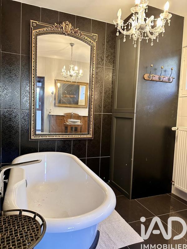 Maison - 160 m² - 7 pièces