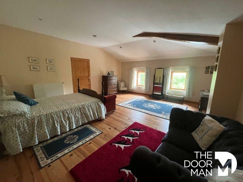 Maison de maîtres - 310 m² - 10 pièces