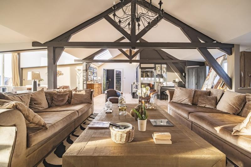 Appartement ancien - 290 m² - 7 pièces