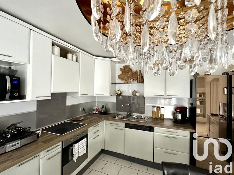 Maison - 190 m² - 7 pièces