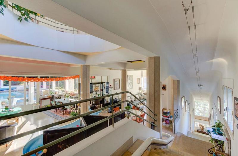 Villa - 594 m² - 11 pièces