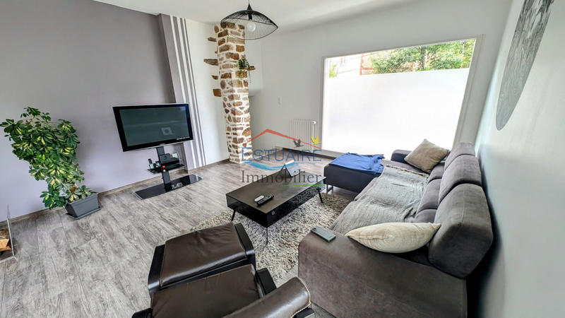 Maison traditionnelle - 207 m² - 6 pièces