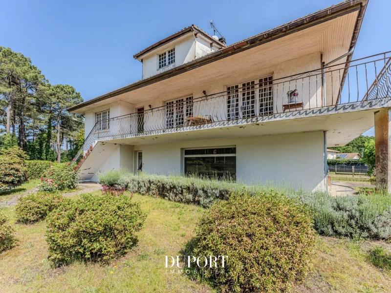 Maison - 163 m² - 5 pièces