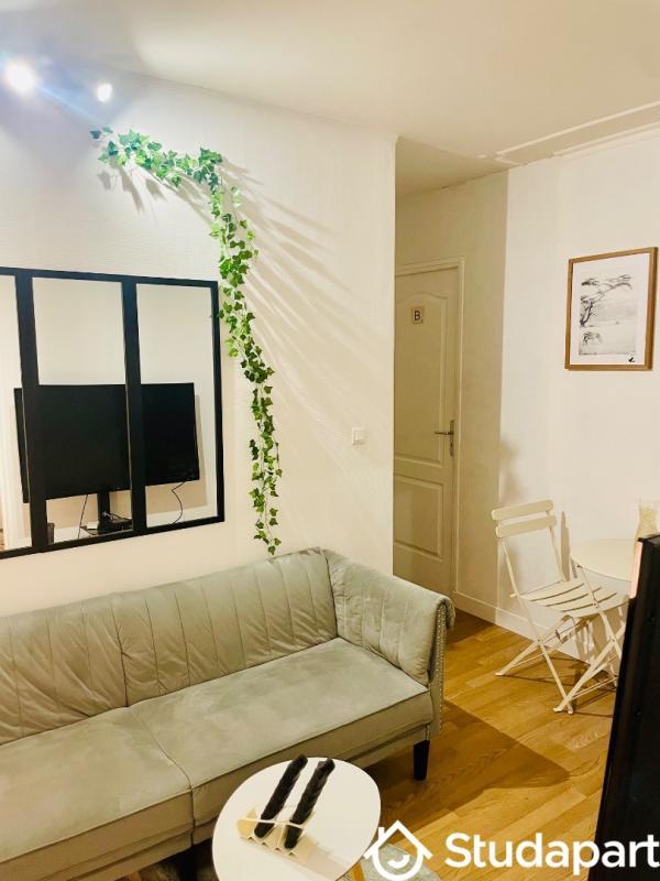 Chambre - 9 m² - 1 pièce