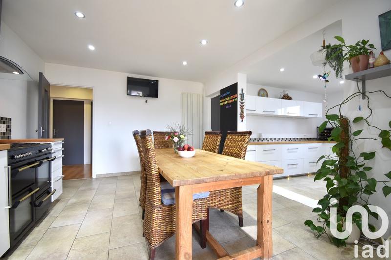 Maison - 141 m² - 5 pièces