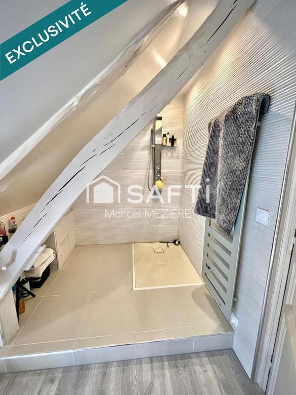 Propriété - 327 m² - 7 pièces