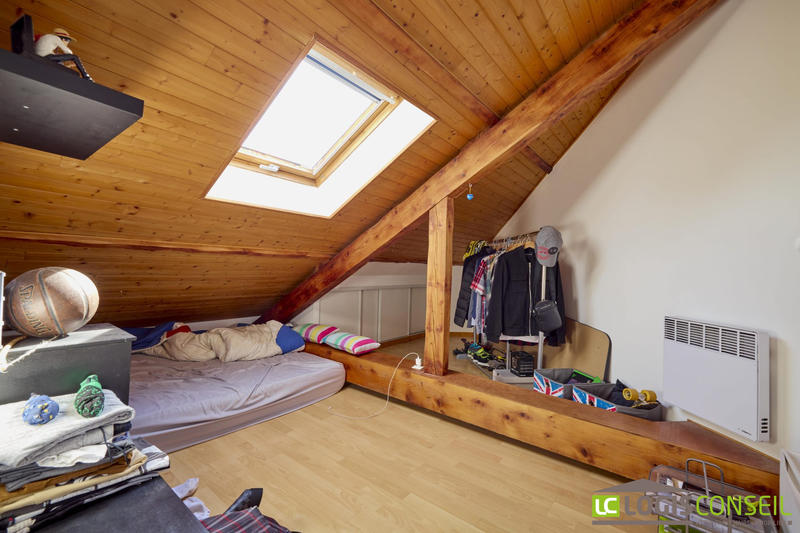 Maison - 152 m² - 8 pièces