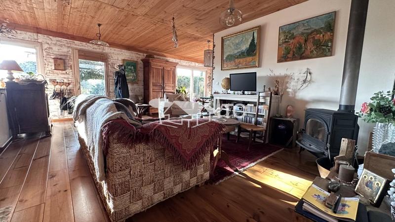 Maison - 124 m² - 6 pièces