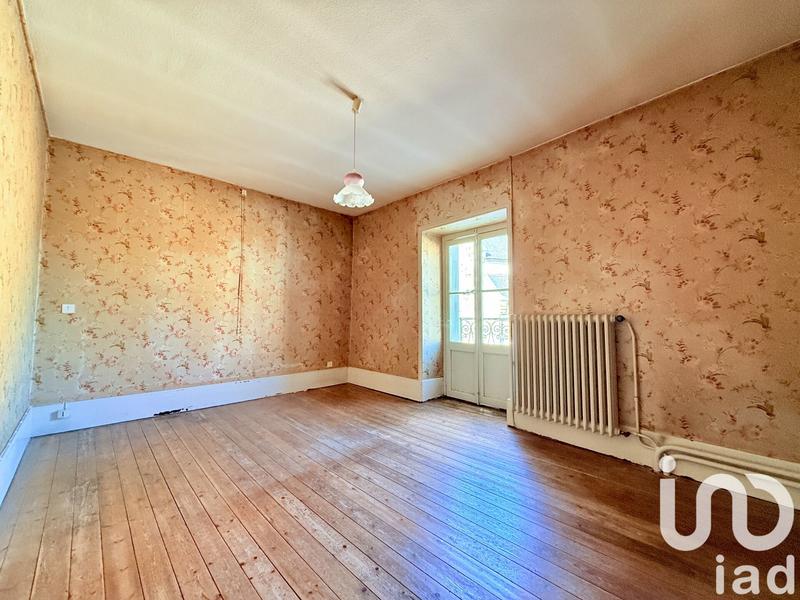 Maison - 202 m² - 9 pièces