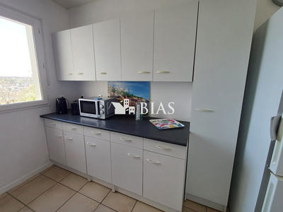 Appartement - 72 m² - 3 pièces