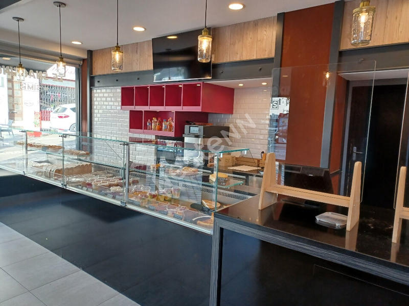 Fonds de commerce - 200 m²