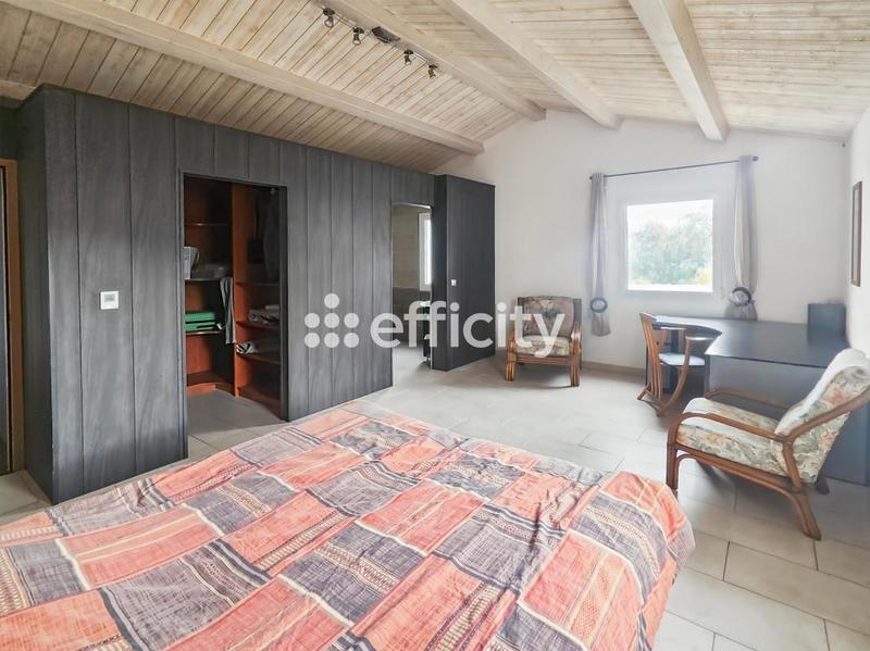 Pavillon - 157 m² - 6 pièces